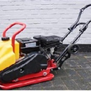 Dameuse avec réservoir d'eau 6.5cv