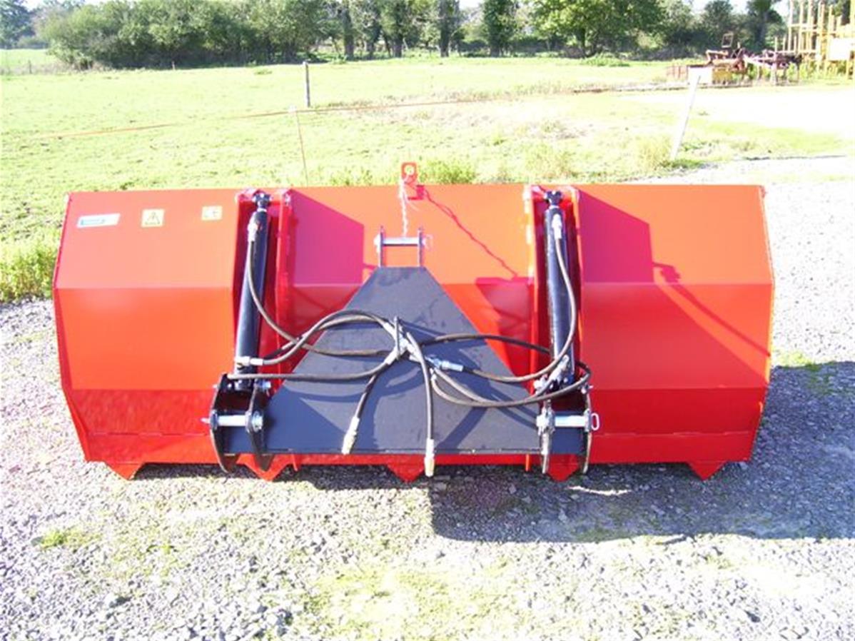 Godet hydraulique avant et arriere 1,60 m